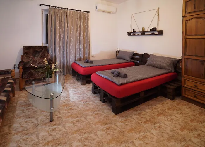 Halls アパート ソフィア